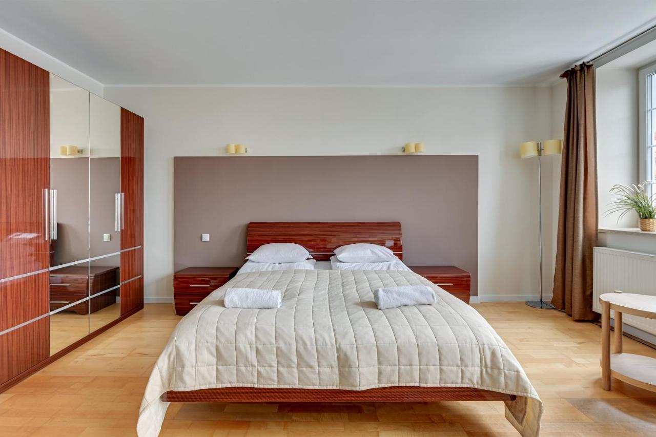 Old Town Apartments กดัญสก์ ภายนอก รูปภาพ