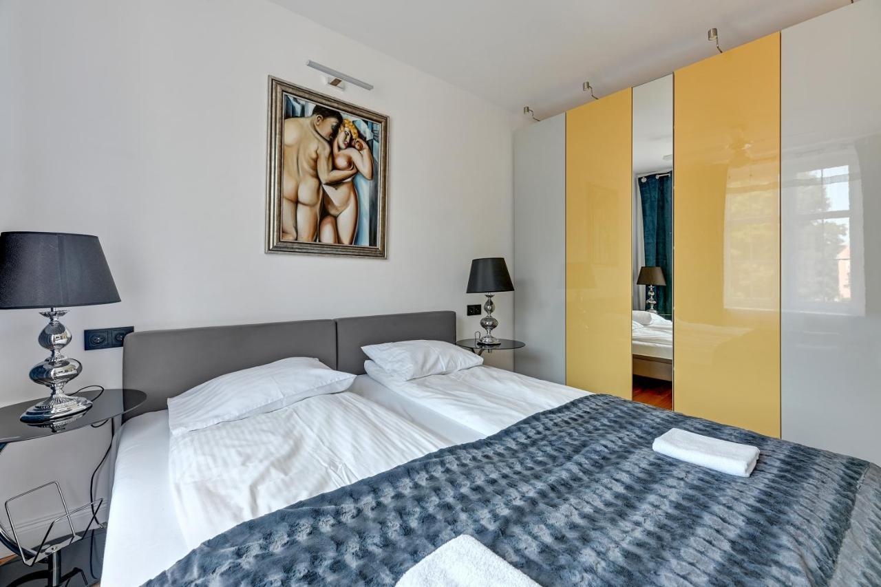 Old Town Apartments กดัญสก์ ภายนอก รูปภาพ